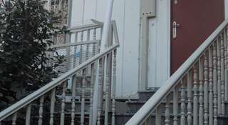 Апартаменты Apartment in Matrosskiy Ялта Апартаменты с балконом-1